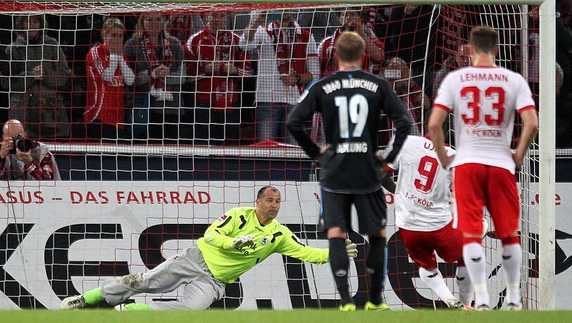 GABOR KIRALY, Note 1: Elfer-Killer in der 41. Minute gegen Ujah. Auch in der 71. und 78. Minute mit tollen Paraden.