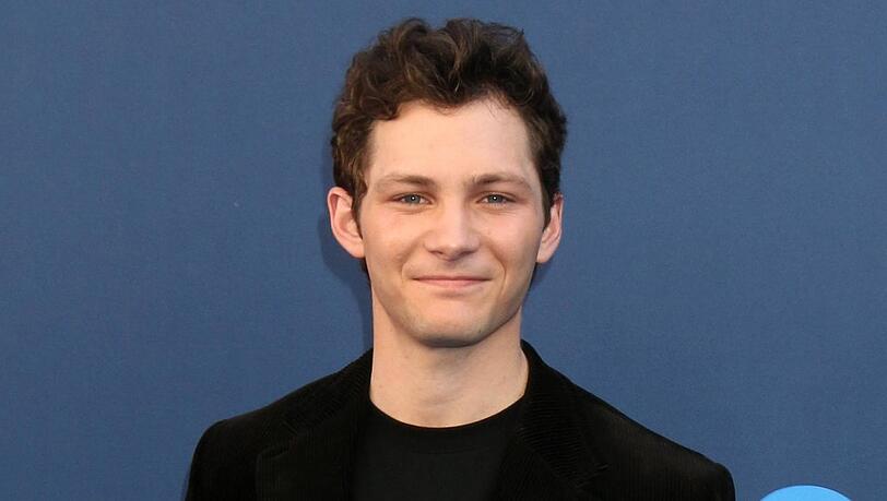 Montana Jordan ist unter für seine Rollen in "Young Sheldon" und "Georgie & Mandy" bekannt. Montana Jordan ist unter für seine Rollen in "Young Sheldon" und "Georgie & Mandy" bekannt.