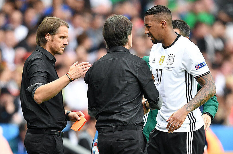 Mit schmerzverzerrtem Gesicht ließ er sich auswechseln: Nationalspieler Jérôme Boateng.