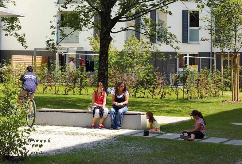 Das Konzept der Wohnanlage trägt zur Integration bei: Der Innenhof der Wohnanlage am Piusplatz.