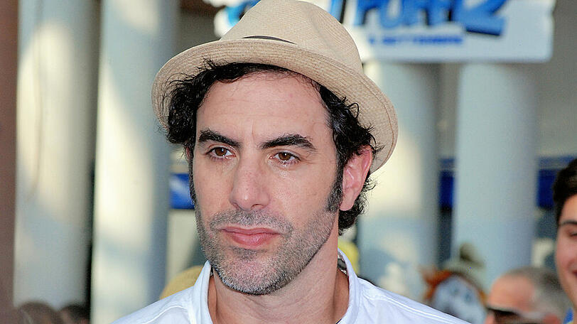 Sacha Baron Cohen geht einmal mehr auf Mark Zuckerberg los.