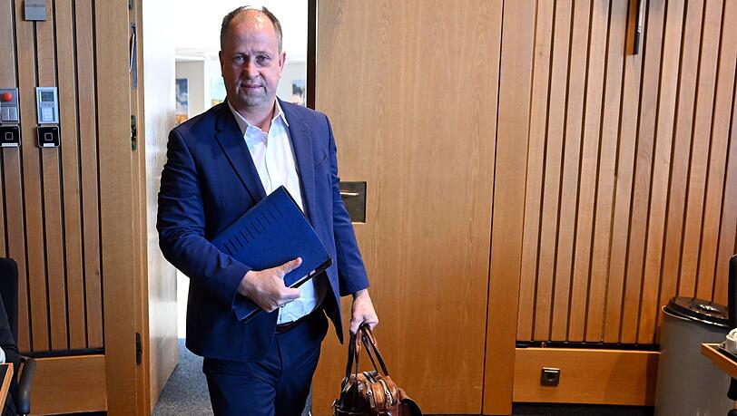 Der FDP-Politiker Joachim Stamp hatte von der Ampel-Regierung den Auftrag, Migrationsabkommen mit Herkunftsstaaten abzuschlie&szlig;en, um Arbeitsmigration zu f&ouml;rdern und Abschiebungen zu erleichtern. (Archivfoto)