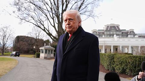 US-Pr&auml;sident Donald Trump verweist auf die angebliche Absage von 800 Hinrichtungen im Iran.