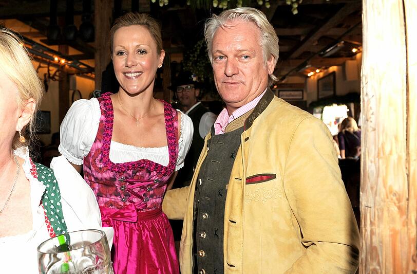 Bettina Wulff und Stefan Schaffelhuber &ndash; ihr Liebes-Outing auf der Theresienwiese.