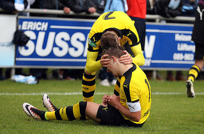 Enttäuschung pur: Borussia Dortmund beendete die Titelträume der U19-Löwen in letzter Minute. Die Bilder vom Spiel.