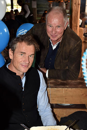Ex-Fußballer Jens Lehmann und Stefan Reuter während "Plettis Wiesn Legends Lunch".