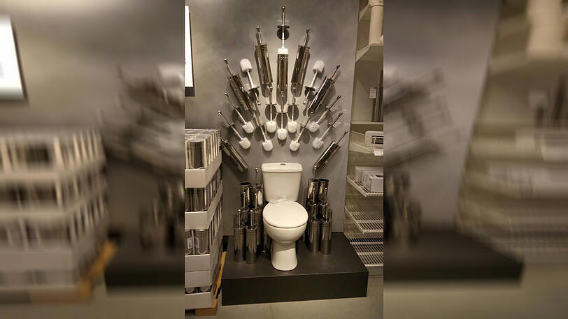 Ikea hatte einen orginellen Einfall und baut den "Eisernen Thron" nach.