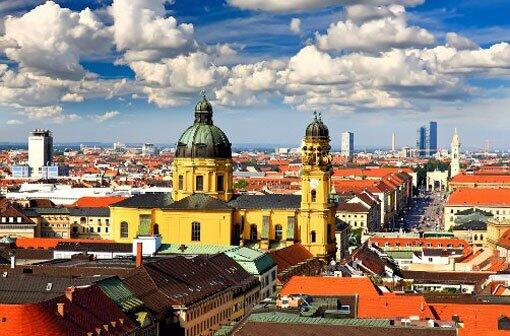 In München steigen die Mieten immer weiter an. Hilfe bei Fragen zu Klauseln im Mietvertrag gibt es im SPD-Bürgerbüro.