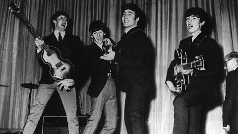 Abgehoben: John, Paul, George und Ringo 1962 in London.