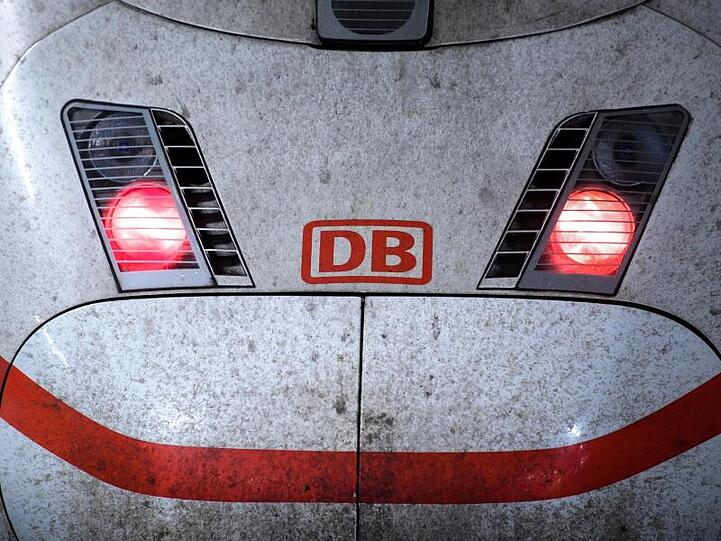Der Bahn-Vorstand hatte im Dezember eine "Agenda für eine bessere Bahn" mit Dutzenden Einzelmaßnahmen vorgelegt.