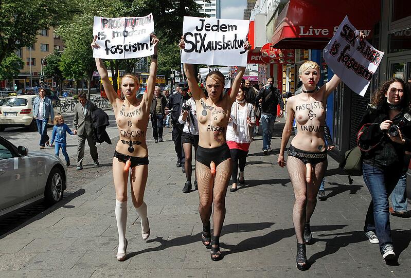 Femen protestiert in Hamburg - die Bilder.