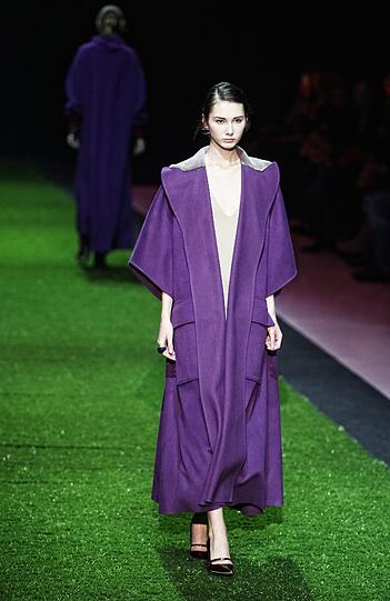 Moskau: Glanz und Glamour auf der Volvo Fashion Week - Panorama - Abendzeitung München