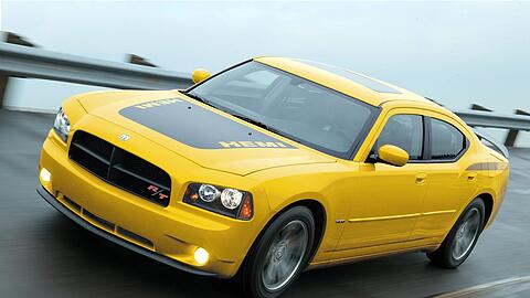 Ein Einbrecher verursacht 15.000 Euro Schaden an einem Dodge Charger.  (Symbolbild)