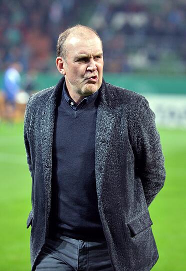 Kölns Sportdirektor Jörg Schmadtke über Schiedsrichter Guido Winkmann, der ihn beim 1:1 in Bremen auf die Tribüne verbannte