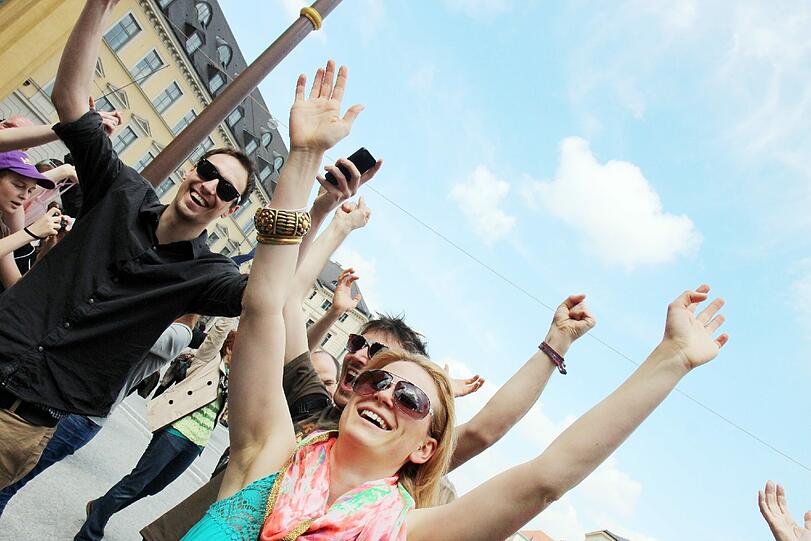Lach-Flashmob am Odeonsplatz. Die Bilder.
