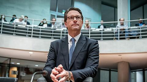 Das Landgericht Berlin hat die Anklage gegen den ehemaligen Bundesverkehrsminister Andreas Scheuer zugelassen. (Archivbild)