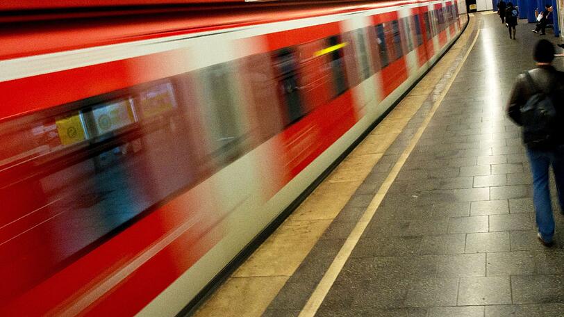 Mitunter Ort von Straftaten: die S-Bahn in München (Symbolbild).