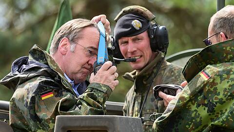 Die Bundeswehr soll gest&auml;rkt werden.