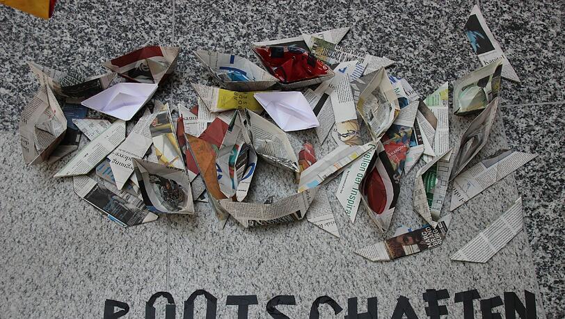 Symbolträchtig: Viele Boote kommen nie an. Foto: Linda Jessen Symbolträchtig: Viele Boote kommen nie an. Foto: Linda Jessen