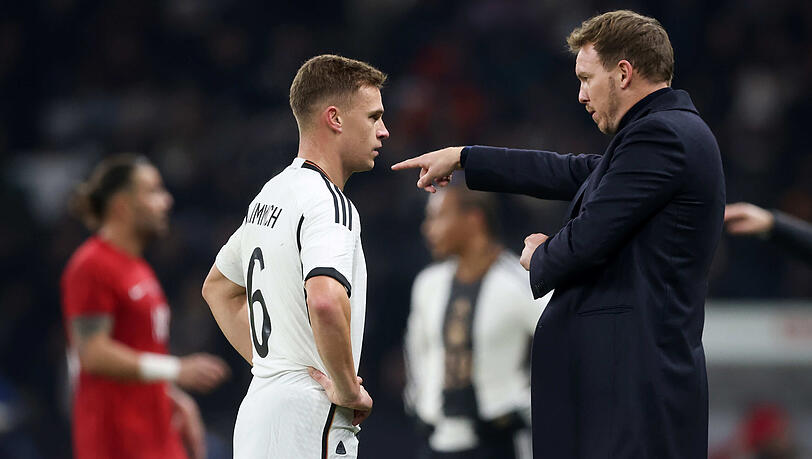 DFB-Kapitän Joshua Kimmich und Bundestrainer Julian Nagelsmann.