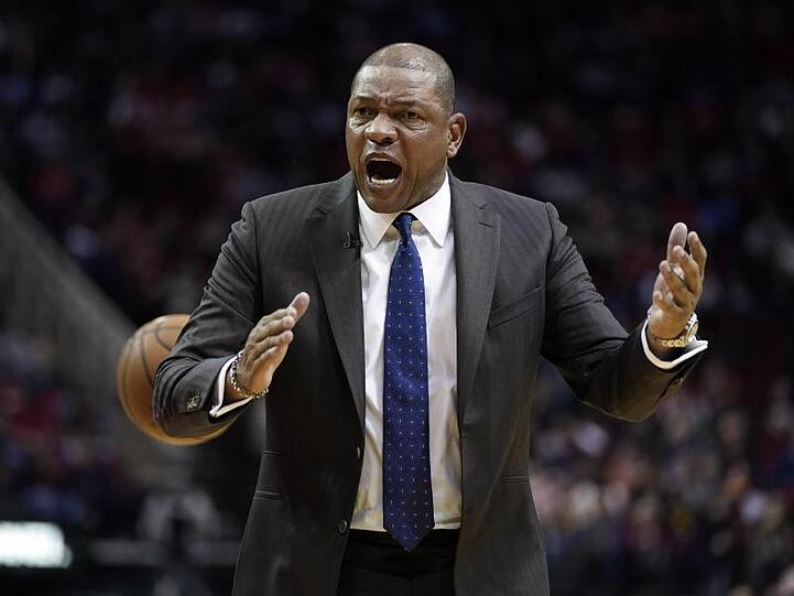 "Yeah, du kannst nirgendwo hingehen, ohne daran erinnert zu werden", sagt Doc Rivers.