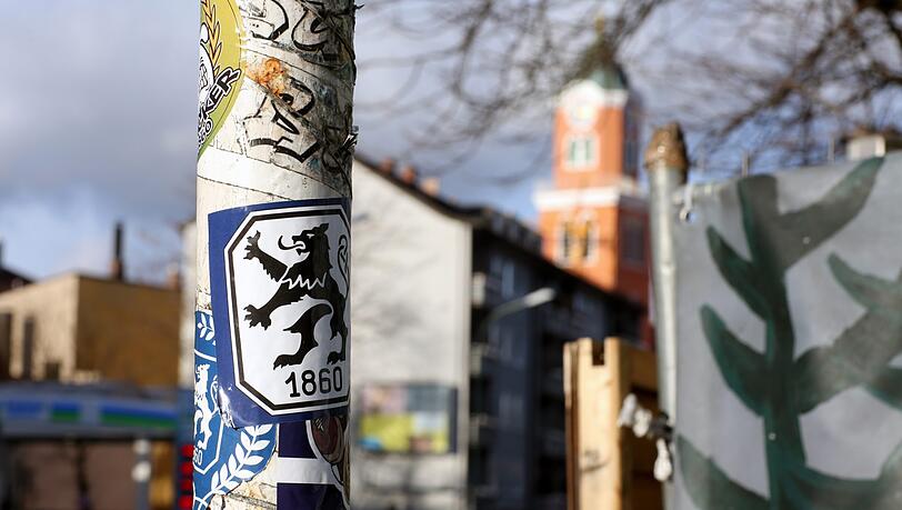 In Giesing nur der TSV? So sehen es zumindest die vielen Sticker-Kleber im Viertel. In Giesing nur der TSV? So sehen es zumindest die vielen Sticker-Kleber im Viertel.