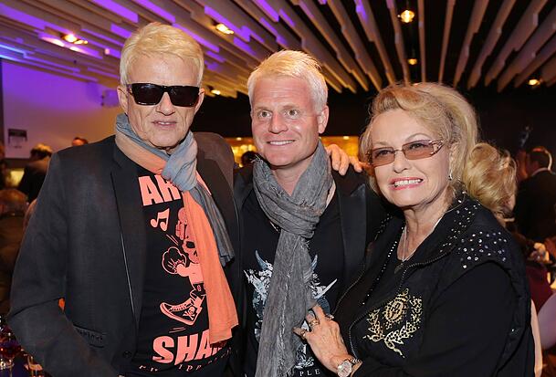 Eine gewisse Ähnlichkeit ist da: Heino (li.) und Guido Cantz (M.). Doch die Ballermann-Ambitionen haben sie nicht gemeinsam.