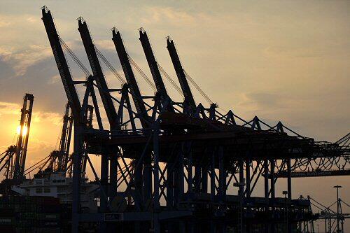 Containerbrückenkräne im Hamburger Hafen