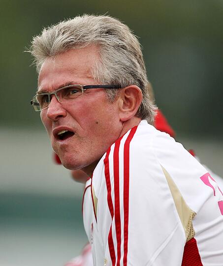 Der neue Chef-Trainer des FC Bayern sah ein erfolgreiches erstes Test-Spiel. Die Freude am Fußball-Spielen ist wieder in die Mannschaft zurückgekehrt.