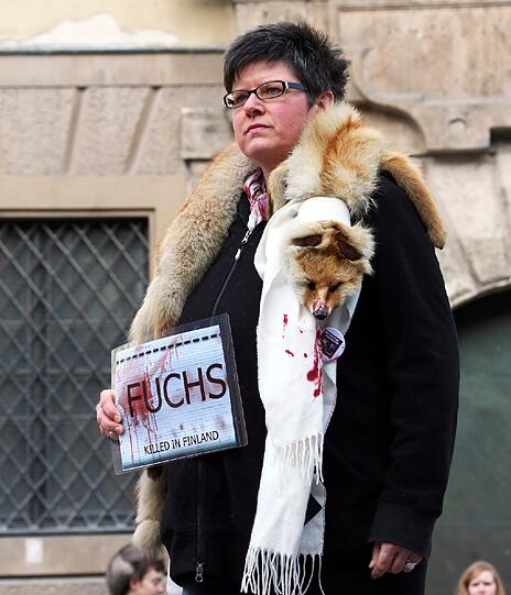 So wie die Mädchen und Frauen sich auf dem Catwalk präsentieren, könnten sie auch Topmodels sein.