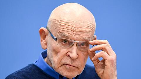 Der Autor und Journalist Günter Wallraff wird ausgezeichnet.