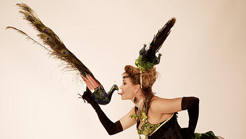 Macht das Grand Hotel nervös: Burlesque-Star Julia Kempken. Macht das Grand Hotel nervös: Burlesque-Star Julia Kempken.