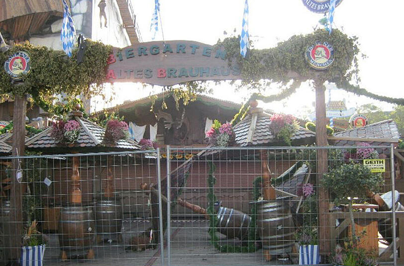 In der Nacht auf Dienstag randalierten Unbekannte im Biergarten "Altes Brauhaus".