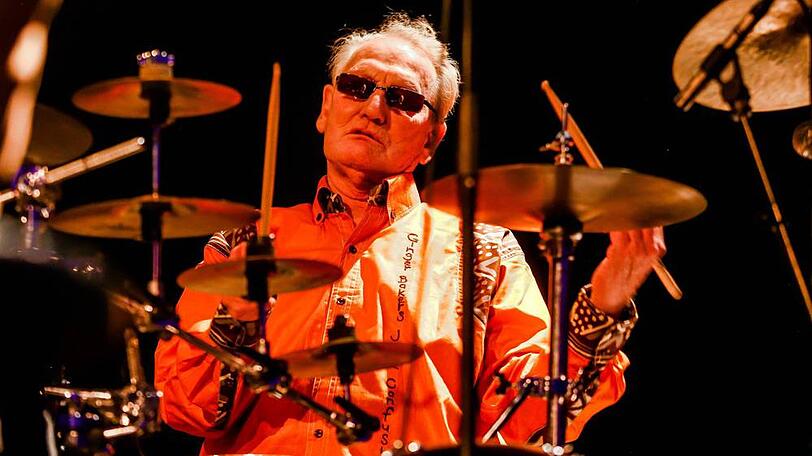 Ginger Baker während eines Auftritts in Berlin