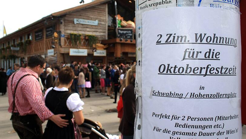 Während der Wiesn-Zeit bieten viele Münchner ein Zimmer oder ihre Wohnung zur Untermiete an.