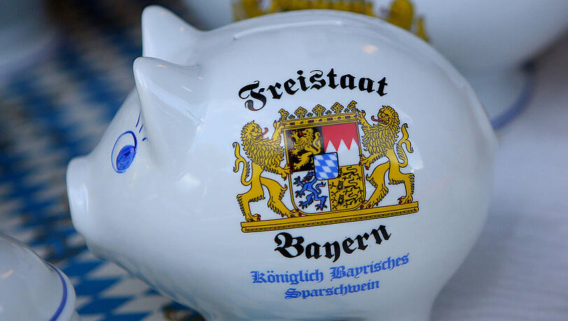 Die meisten Städte und Regionen im Freistaat verzeichnen seit dem Jahr 2000 deutliche Zuwächse im zweistelligen Bereich. Die meisten Städte und Regionen im Freistaat verzeichnen seit dem Jahr 2000 deutliche Zuwächse im zweistelligen Bereich.
