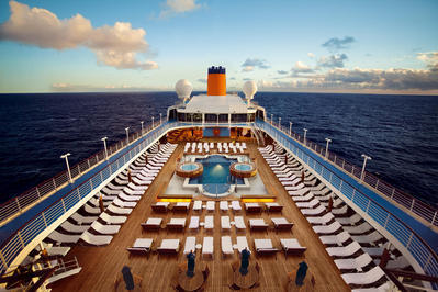 Unter dem Namen Columbis 2 ist die bisherige Insignia von Oceania Cruises ab April in Diensten von Hapag-Lloyd unterwegs.