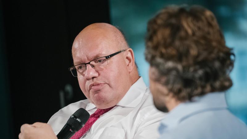 Bundeswirtschaftsminister Peter Altmaier (CDU) besucht während seiner dreitägigen Mittelstandsreise Unternehmen in Niedersachsen und Nordrhein-Westfalen. Bundeswirtschaftsminister Peter Altmaier (CDU) besucht während seiner dreitägigen Mittelstandsreise Unternehmen in Niedersachsen und Nordrhein-Westfalen.