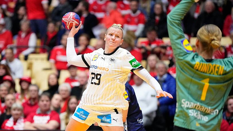 Antje Döll scheiterte mit den deutschen Frauen im Viertelfinale der Handball-WM an Schweden.