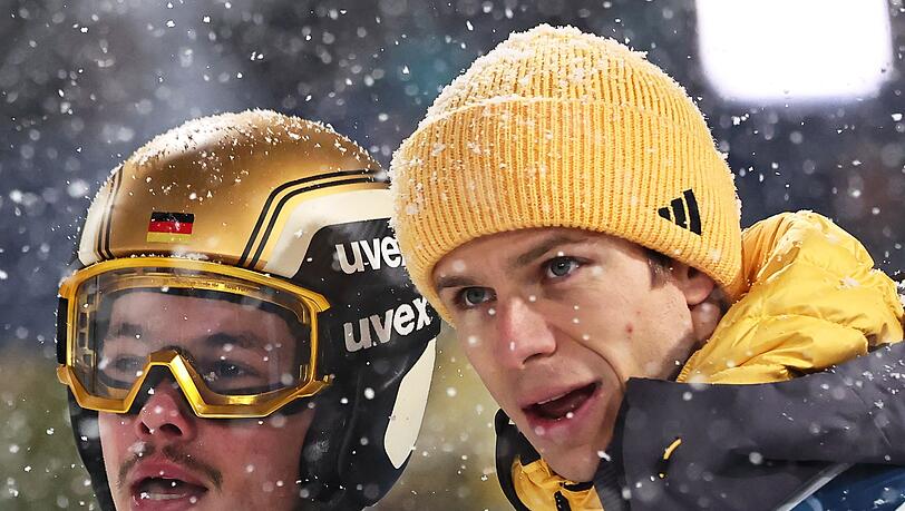 Philipp Raimund (l) und Andreas Wellinger verpassten eine Medaille knapp. Philipp Raimund (l) und Andreas Wellinger verpassten eine Medaille knapp.