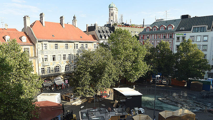 Vom 3. bis 6. September 2015 findet auf dem Rindermarkt der erste steirische Herbstmarkt statt. Der Aufbau ist schon voll im Gange. Vom 3. bis 6. September 2015 findet auf dem Rindermarkt der erste steirische Herbstmarkt statt. Der Aufbau ist schon voll im Gange.