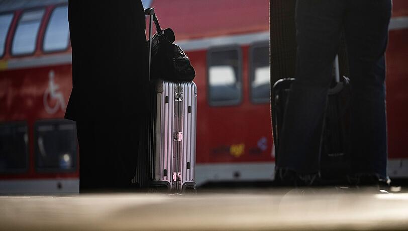 Immer wieder kommt es zum Diebstahl von Reisegepäck. (Illustration) Immer wieder kommt es zum Diebstahl von Reisegepäck. (Illustration)