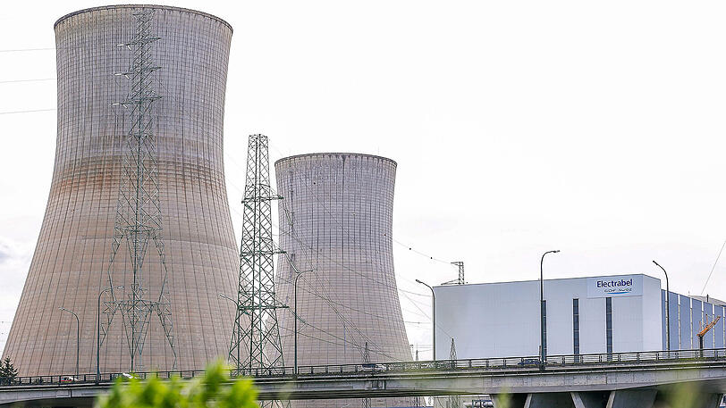 Das Ergebnis der Prüfung insgesamt habe dazu geführt, dass die belgische Atomaufsicht keinerlei Einwände gegen ein Wiederanfahren des Reaktors erhoben habe.