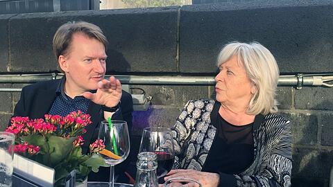 Thilo Wydra hat seine Gespräche mit Margarethe von Trotta gerade als Buch veröffentlicht: "Gegenwärtig sein" (Kampa Verlag, 352 Seiten 24 Euro).
