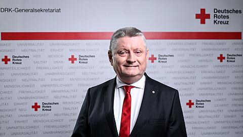 DRK-Pr&auml;sident Hermann Gr&ouml;he fordert mehr Geld f&uuml;r den Bev&ouml;lkerungsschutz. (Archivbild)