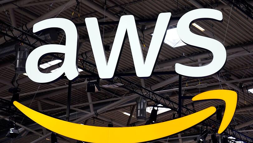 Amazons Cloud-Sparte AWS wächst schnell - braucht aber auch hunderte Milliarden Dollar für den Ausbau von Rechenzentren. (Archivbild) Amazons Cloud-Sparte AWS wächst schnell - braucht aber auch hunderte Milliarden Dollar für den Ausbau von Rechenzentren. (Archivbild)