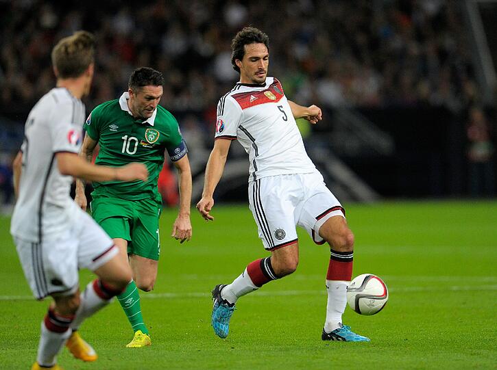 MATS HUMMELS: Note 5.
Hinten erst wenig gefordert, engagierte sich dafür im Spielaufbau. Patzte in der Nachspielzeit beim Gegentor.