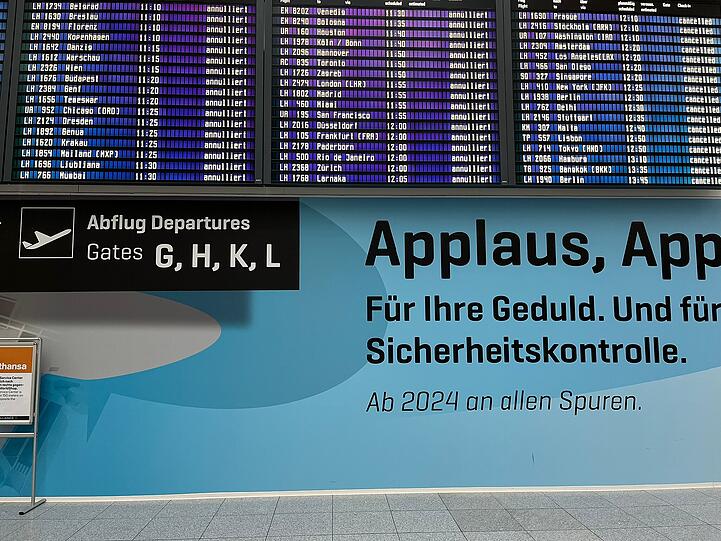 Alle Passagierflüge am Flughafen sind annulliert.