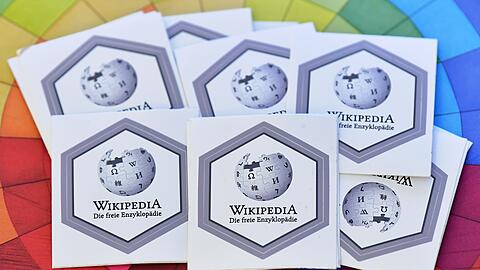 Weltweit sind rund 250 000 Freiwillige an dem Wikipedia-Projekt beteiligt. (Archivbild)