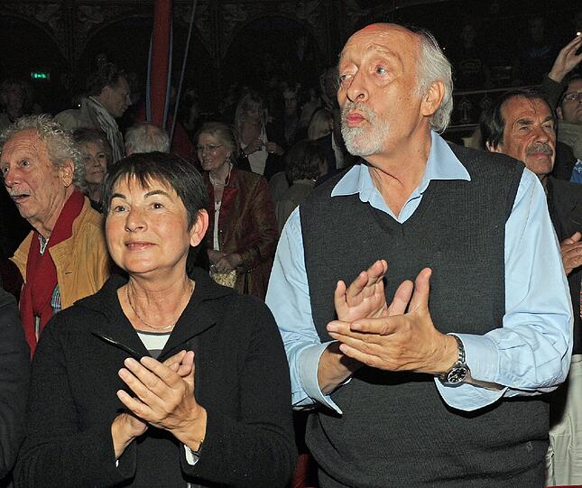 &bdquo;Für mich ist Roncalli der Inbegriff von Zirkus geworden &ndash; nicht mit Elefantenscheiße, sondern mit zauberhafter Artistik&ldquo;, findet Karl Dall.